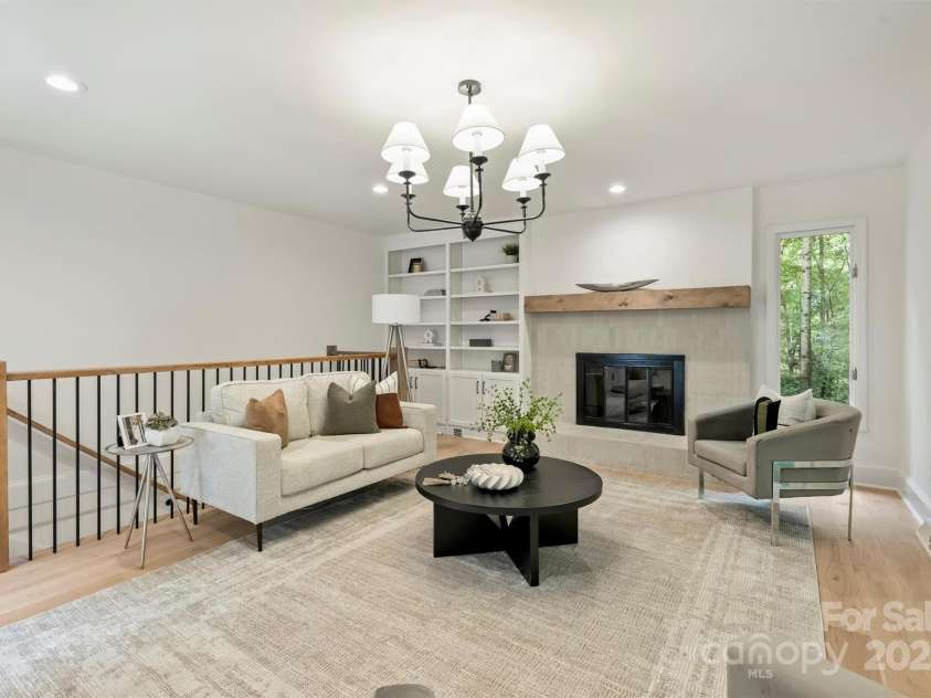 9520 Squirrel Hollow Lane, Charlotte, NC 28270.  MLS# CAR4290634, YatesRealty ID 20956. 