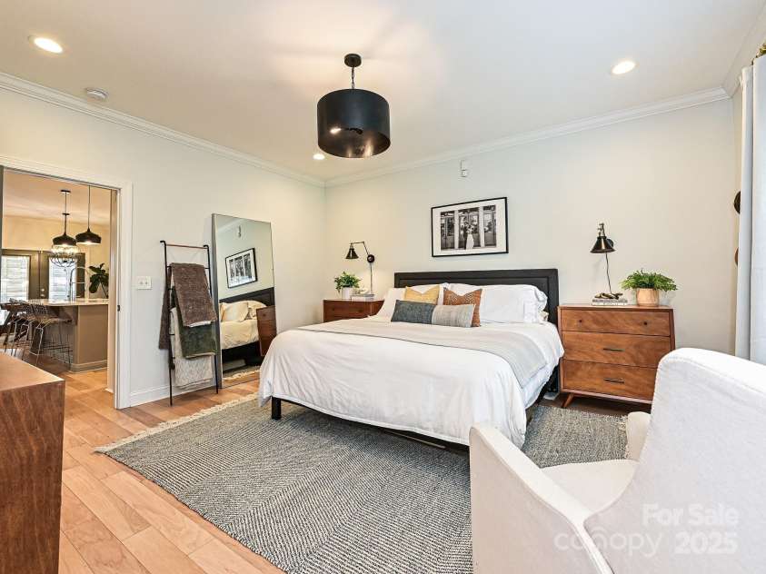 2518 Pinckney Avenue, Charlotte, NC 28205.  MLS# CAR4262897, YatesRealty ID 20957. 