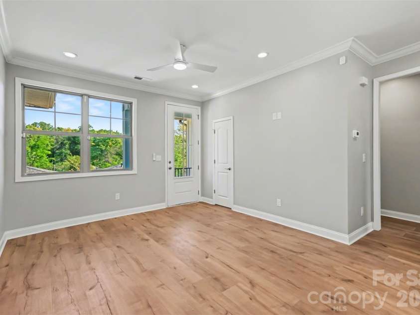 2225 Irma Street, Charlotte, NC 28216.  MLS# CAR4370906, YatesRealty ID 20958. 
