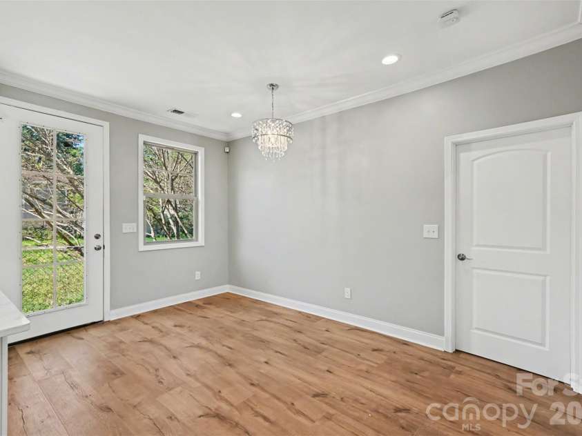 2225 Irma Street, Charlotte, NC 28216.  MLS# CAR4370906, YatesRealty ID 20958. 