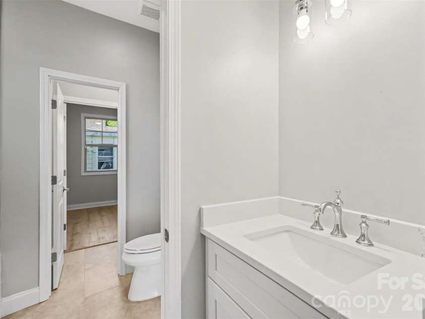 2225 Irma Street, Charlotte, NC 28216.  MLS# CAR4370906, YatesRealty ID 20958. 