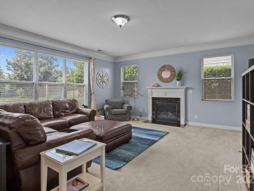 4117 Bright Road, Charlotte, NC 28214.  MLS# CAR4261381, YatesRealty ID 20958. 