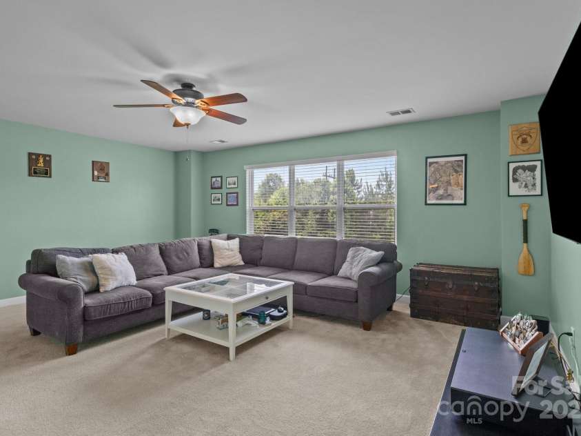 4117 Bright Road, Charlotte, NC 28214.  MLS# CAR4261381, YatesRealty ID 20958. 