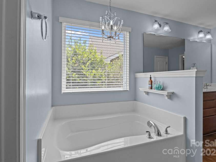 4117 Bright Road, Charlotte, NC 28214.  MLS# CAR4261381, YatesRealty ID 20958. 