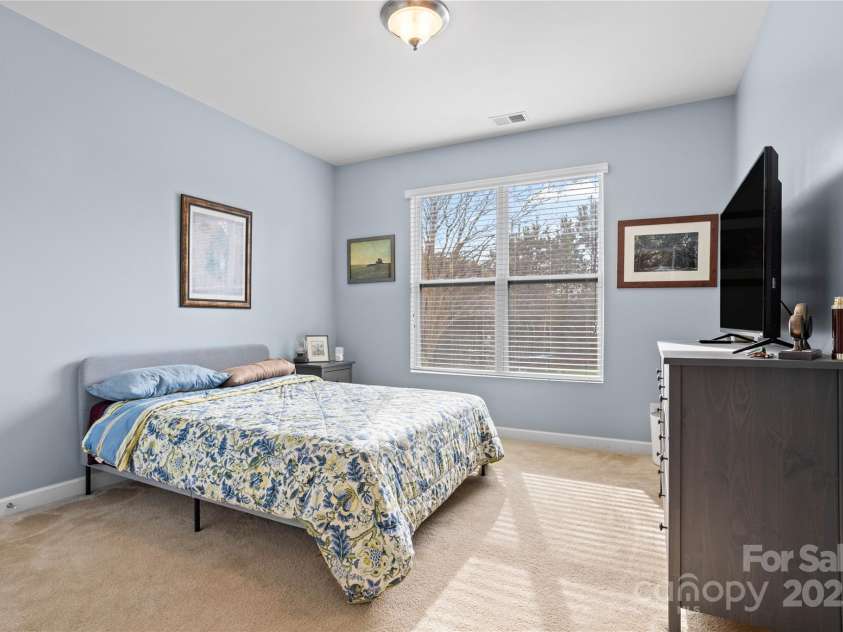 4117 Bright Road, Charlotte, NC 28214.  MLS# CAR4326380, YatesRealty ID 20958. 