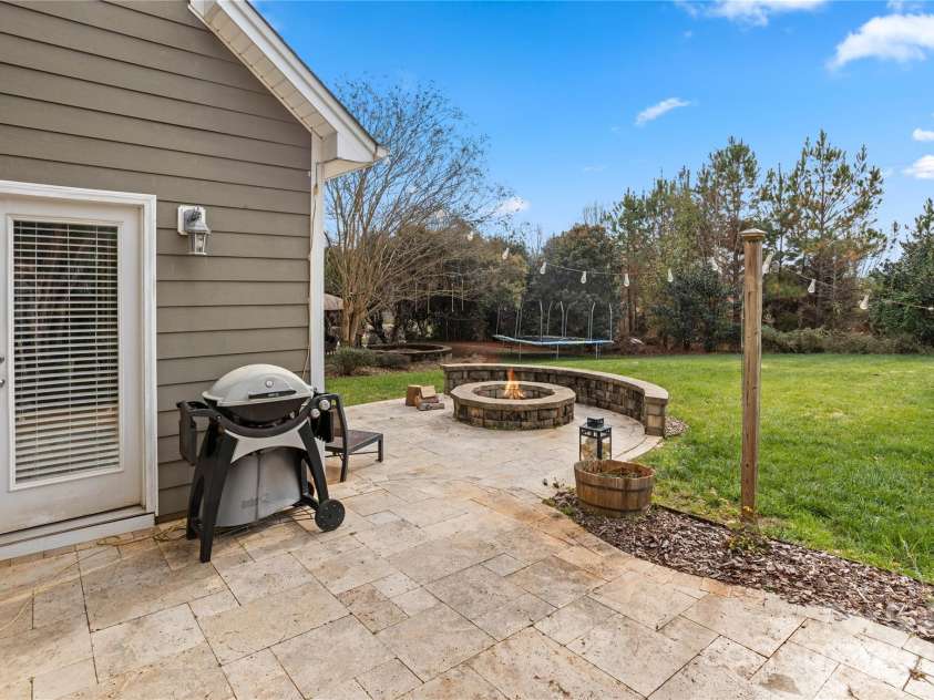 4117 Bright Road, Charlotte, NC 28214.  MLS# CAR4326380, YatesRealty ID 20958. 