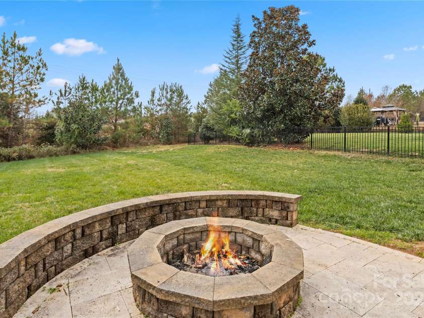 4117 Bright Road, Charlotte, NC 28214.  MLS# CAR4326380, YatesRealty ID 20958. 