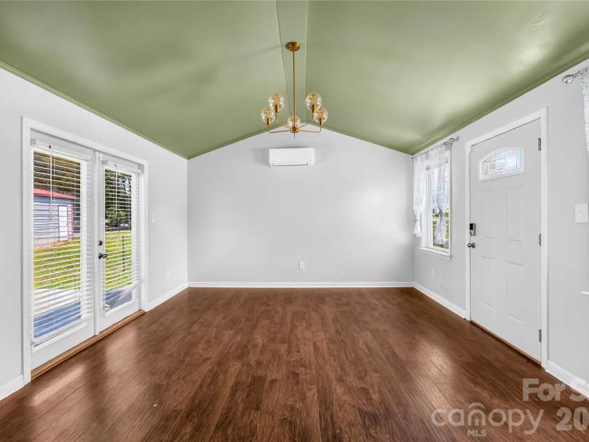 102 Wingate Drive, Stanley, NC 28164.  MLS# CAR4406481, YatesRealty ID 2096. 