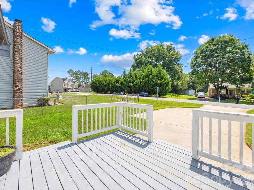 102 Wingate Drive, Stanley, NC 28164.  MLS# CAR4406481, YatesRealty ID 2096. 