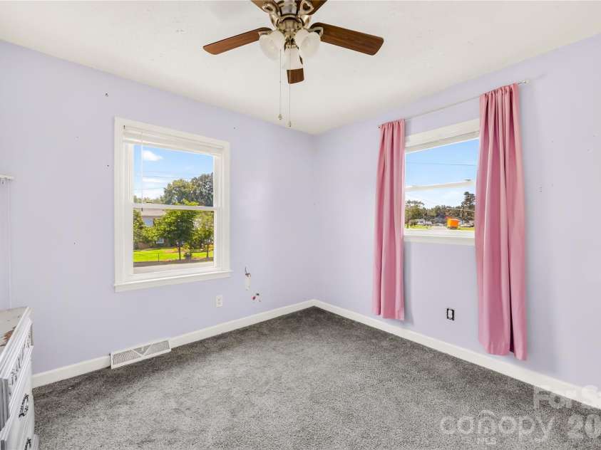 102 Wingate Drive, Stanley, NC 28164.  MLS# CAR4406481, YatesRealty ID 2096. 