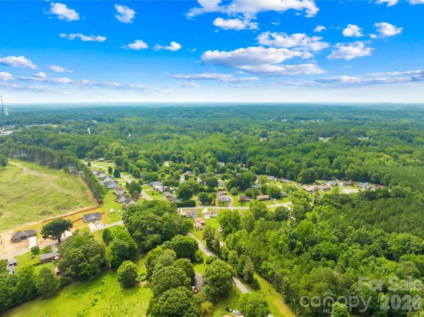 102 Wingate Drive, Stanley, NC 28164.  MLS# CAR4406481, YatesRealty ID 2096. 