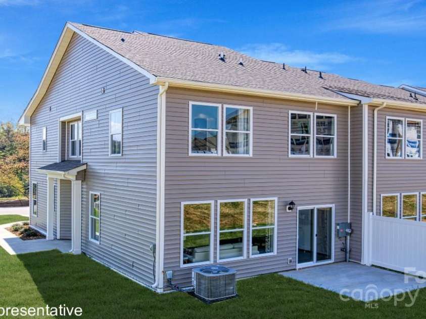 480 Wheatfield Road, Fletcher, NC 28732.  MLS# CAR4149001, YatesRealty ID 2096. 