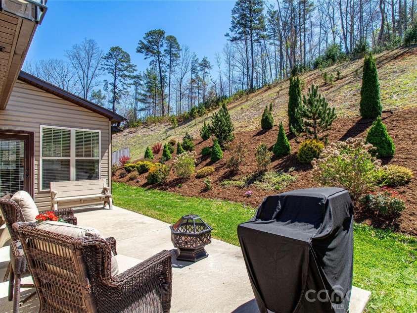 153 Water Leaf Drive, Weaverville, NC 28787.  MLS# CAR4367403, YatesRealty ID 20960. 