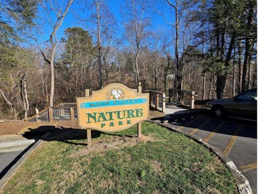 153 Water Leaf Drive, Weaverville, NC 28787.  MLS# CAR4367403, YatesRealty ID 20960. Only five minutes away...