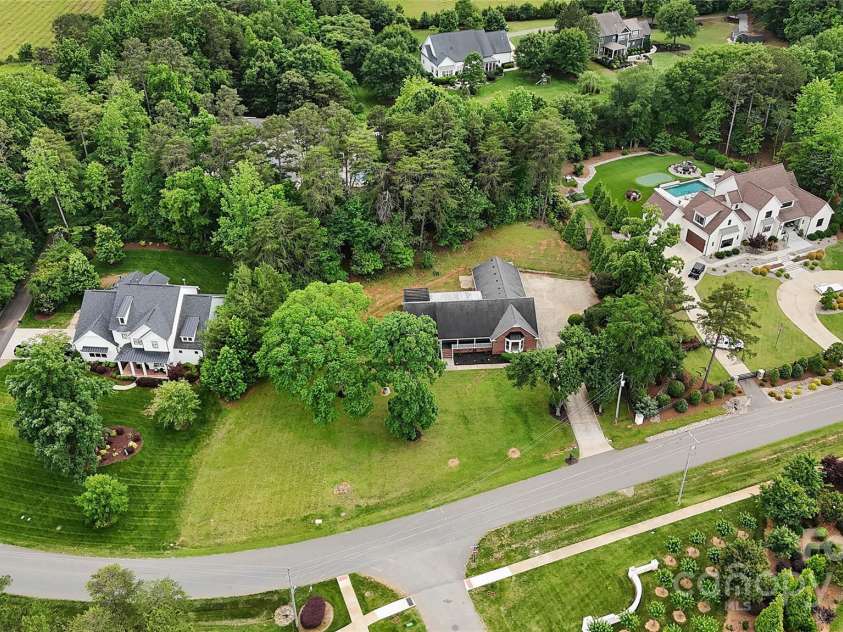 5916 Cashion Road, Huntersville, NC 28078.  MLS# CAR4266998, YatesRealty ID 20960. 5916 Cashion Rd.