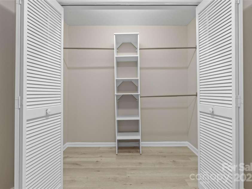 5916 Cashion Road, Huntersville, NC 28078.  MLS# CAR4266998, YatesRealty ID 20960. 5th Bedroom/Theater Closet