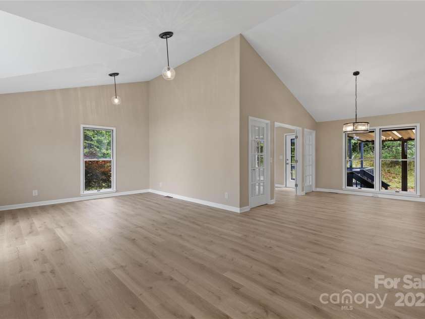 5916 Cashion Road, Huntersville, NC 28078.  MLS# CAR4266998, YatesRealty ID 20960. Family Room and Dining Room