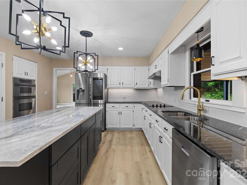 5916 Cashion Road, Huntersville, NC 28078.  MLS# CAR4266998, YatesRealty ID 20960. Island View