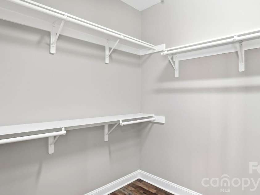 4089 Harmattan Drive, Denver, NC 28037.  MLS# CAR4377560, YatesRealty ID 20961. Large Walk-In Closet in Primary Suite