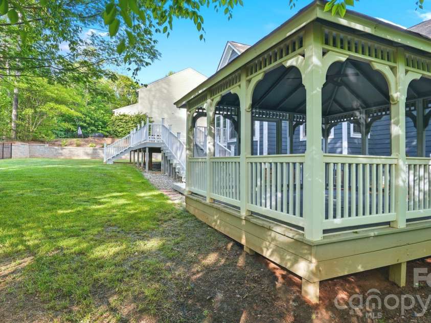 4089 Harmattan Drive, Denver, NC 28037.  MLS# CAR4377560, YatesRealty ID 20961. Screened in Gazebo