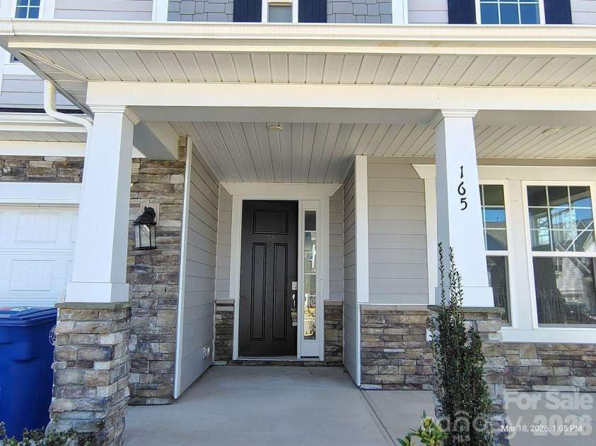 165 Winterberry Street, Mooresville, NC 28117.  MLS# CAR4378801, YatesRealty ID 20964. 