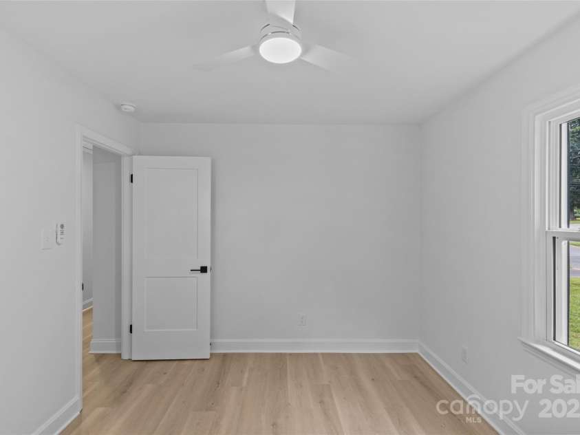 7219 Brynhurst Drive, Charlotte, NC 28210.  MLS# CAR4268126, YatesRealty ID 20964. Bedroom