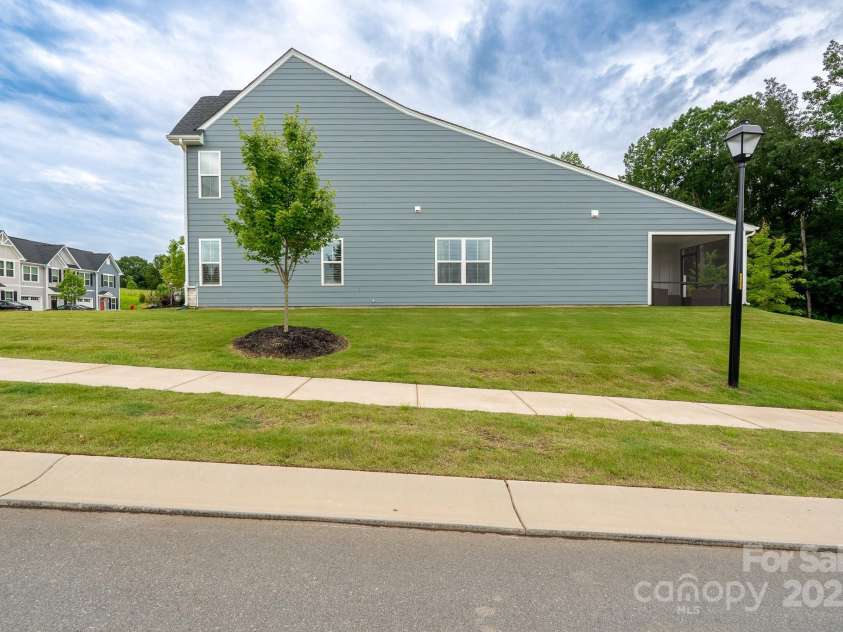 154 Stella Lane, Troutman, NC 28166.  MLS# CAR4268271, YatesRealty ID 20965. 