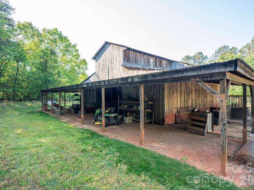 702 Saddlebrook Lane, Cherryville, NC 28021.  MLS# CAR4373701, YatesRealty ID 20966. Barn