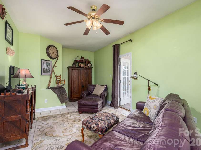 702 Saddlebrook Lane, Cherryville, NC 28021.  MLS# CAR4373701, YatesRealty ID 20966. Den