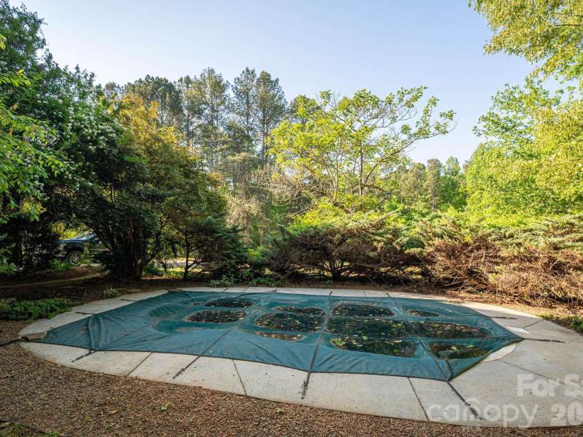 702 Saddlebrook Lane, Cherryville, NC 28021.  MLS# CAR4373701, YatesRealty ID 20966. Pool