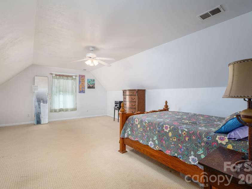 702 Saddlebrook Lane, Cherryville, NC 28021.  MLS# CAR4373701, YatesRealty ID 20966. Primary Bedroom