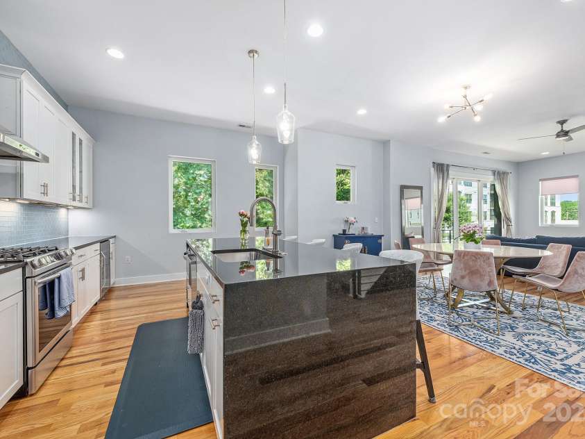 327 Turner Avenue, Charlotte, NC 28208.  MLS# CAR4270286, YatesRealty ID 20967. 