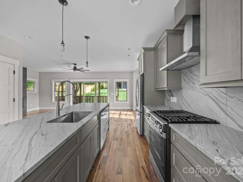 32 Woodrow Avenue, Asheville, NC 28801.  MLS# CAR4267388, YatesRealty ID 20969. Easy flow to entertain both inside and out