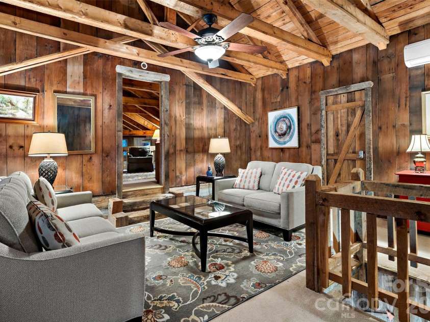 1495 El Miner Drive, Mars Hill, NC 28754.  MLS# CAR4316790, YatesRealty ID 2097. 