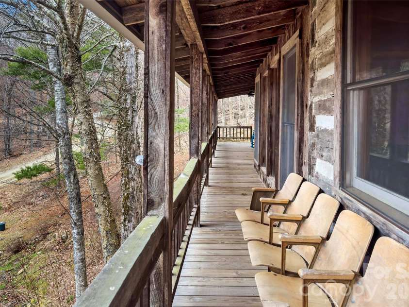 1495 El Miner Drive, Mars Hill, NC 28754.  MLS# CAR4316790, YatesRealty ID 2097. 