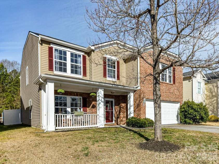 2122 Durand Road, Fort Mill, SC 29715.  MLS# CAR4345667, YatesRealty ID 2097. 