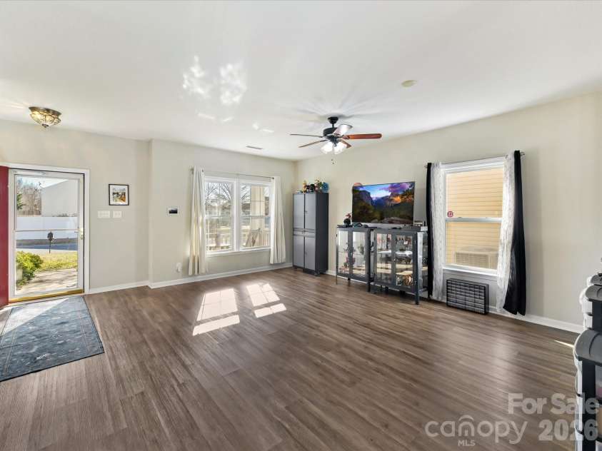 2122 Durand Road, Fort Mill, SC 29715.  MLS# CAR4345667, YatesRealty ID 2097. 