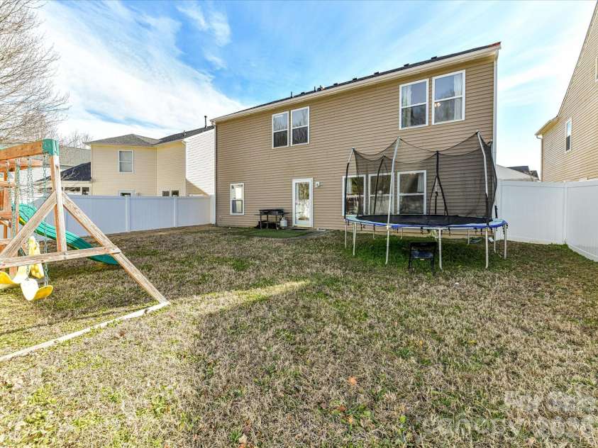 2122 Durand Road, Fort Mill, SC 29715.  MLS# CAR4345667, YatesRealty ID 2097. 