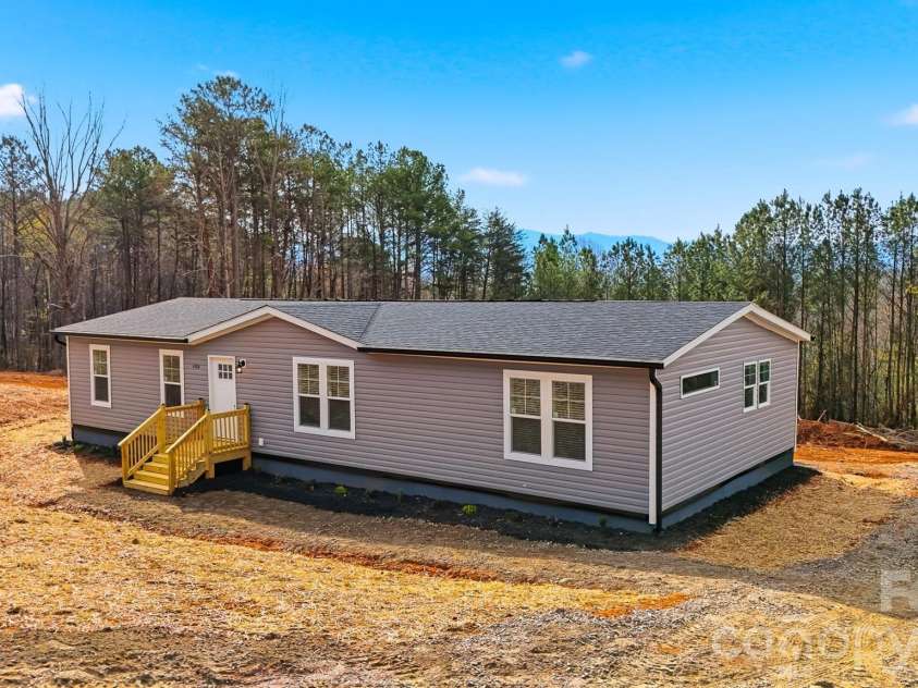 4184 Maple Trail, Morganton, NC 28655.  MLS# CAR4340866, YatesRealty ID 20971. 