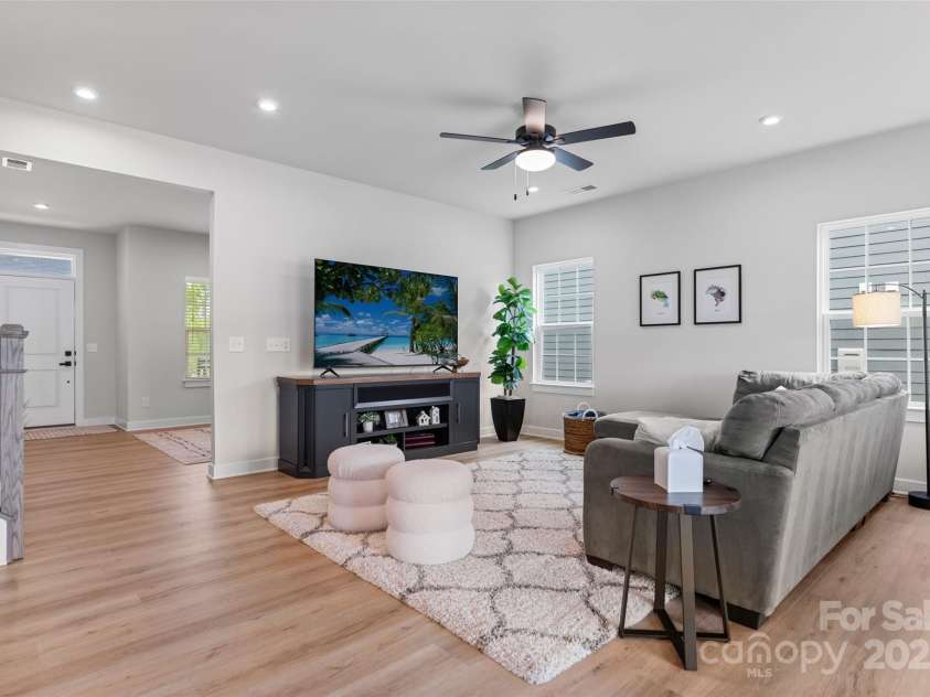 4026 Mancini Road, Spartanburg, SC 29307.  MLS# CAR4310756, YatesRealty ID 20972. 