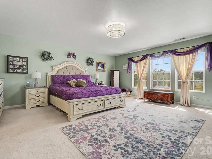 3248 Pikes Peak Drive, Gastonia, NC 28052.  MLS# CAR4375149, YatesRealty ID 20973. 