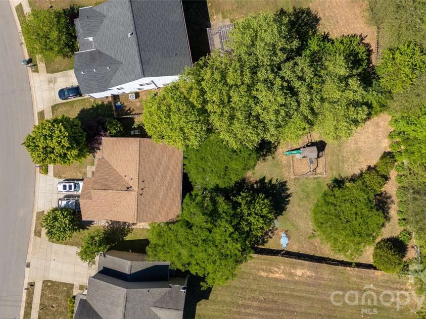 3248 Pikes Peak Drive, Gastonia, NC 28052.  MLS# CAR4375149, YatesRealty ID 20973. 