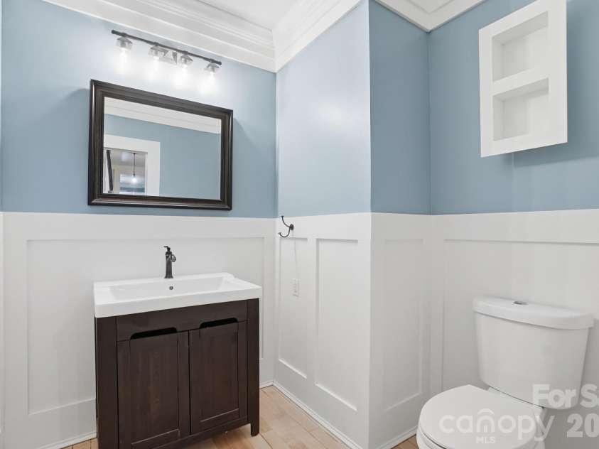 101 Crawford Street, Monroe, NC 28112.  MLS# CAR4364390, YatesRealty ID 20974. 