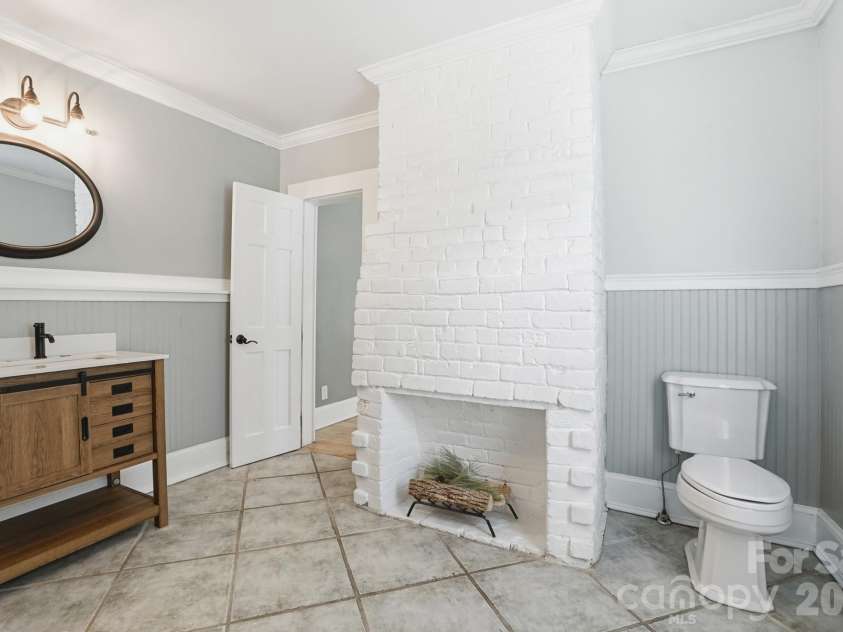 101 Crawford Street, Monroe, NC 28112.  MLS# CAR4364390, YatesRealty ID 20974. 