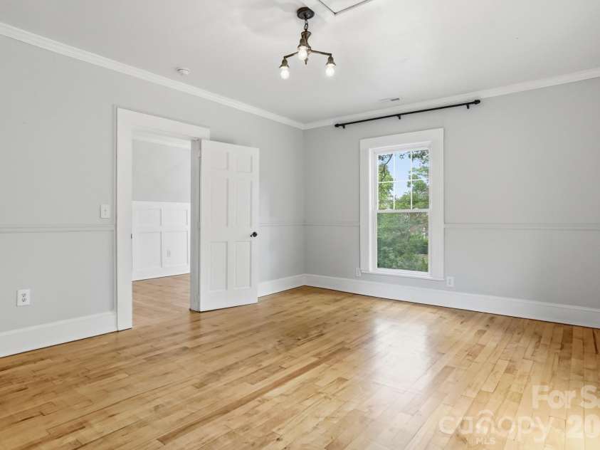 101 Crawford Street, Monroe, NC 28112.  MLS# CAR4364390, YatesRealty ID 20974. 