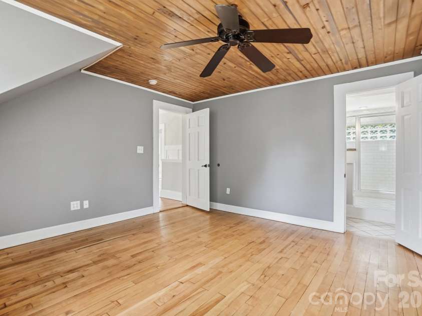 101 Crawford Street, Monroe, NC 28112.  MLS# CAR4364390, YatesRealty ID 20974. 
