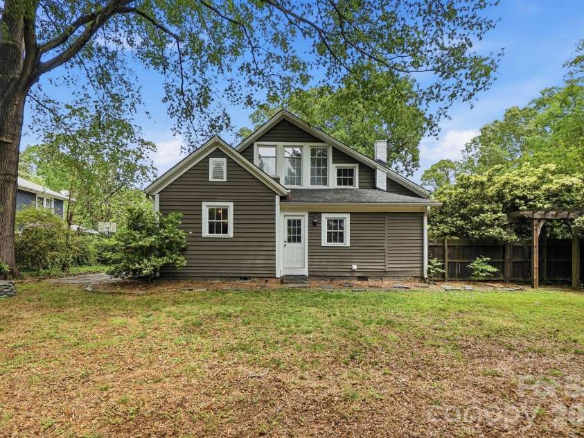 101 Crawford Street, Monroe, NC 28112.  MLS# CAR4364390, YatesRealty ID 20974. 