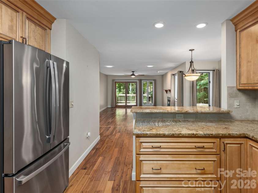 23 Cedarwood Trail, Asheville, NC 28803.  MLS# CAR4396022, YatesRealty ID 20975. 