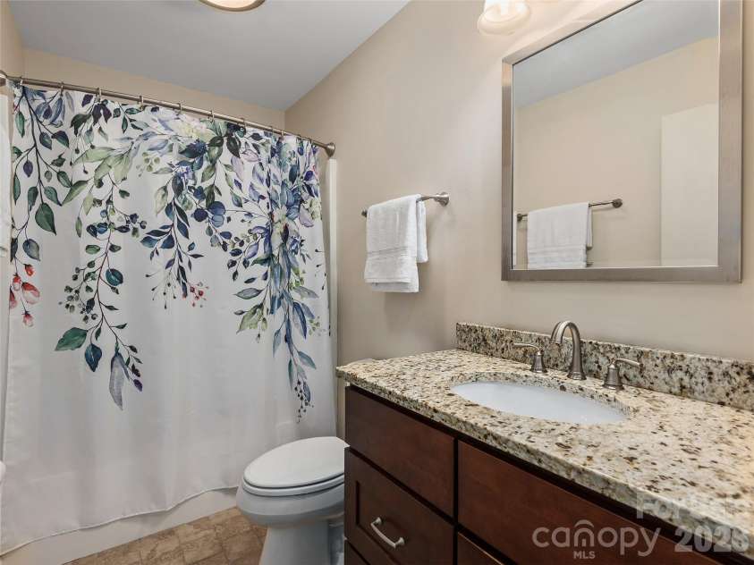 23 Cedarwood Trail, Asheville, NC 28803.  MLS# CAR4396022, YatesRealty ID 20975. 