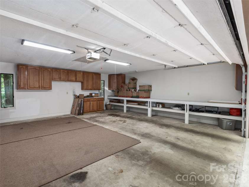 23 Cedarwood Trail, Asheville, NC 28803.  MLS# CAR4396022, YatesRealty ID 20975. 